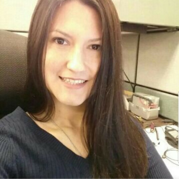 Meet your Posher, Ciara - Picture 1 of 1